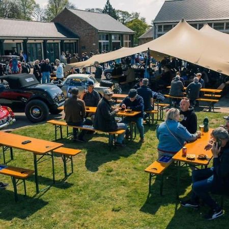 Duclos At Bicester Heritage Extérieur photo